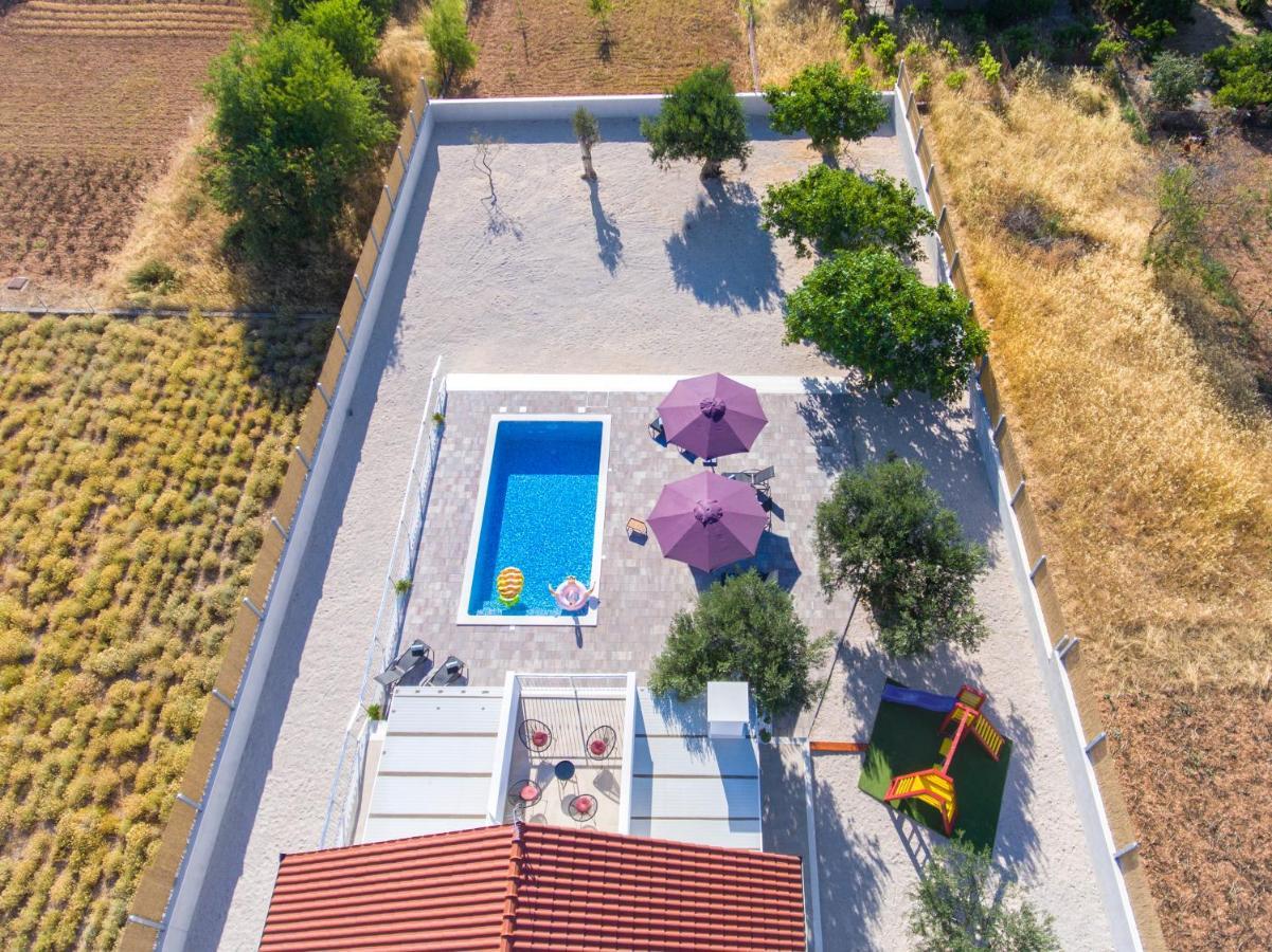 Villa Antonia With Heated Pool Dograde Екстер'єр фото